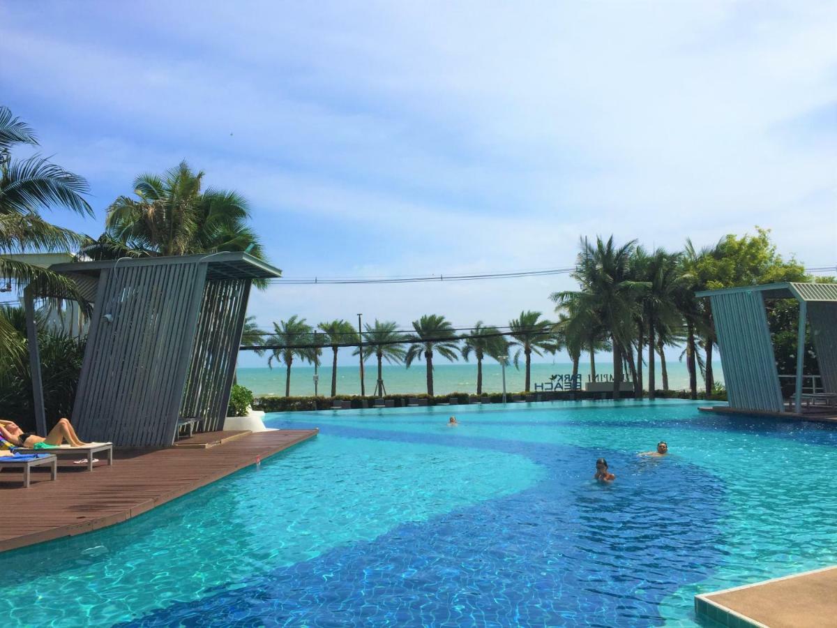 Cosy Lumpini Beachfront One Bedroom Jomtein Jomtien Beach Extérieur photo
