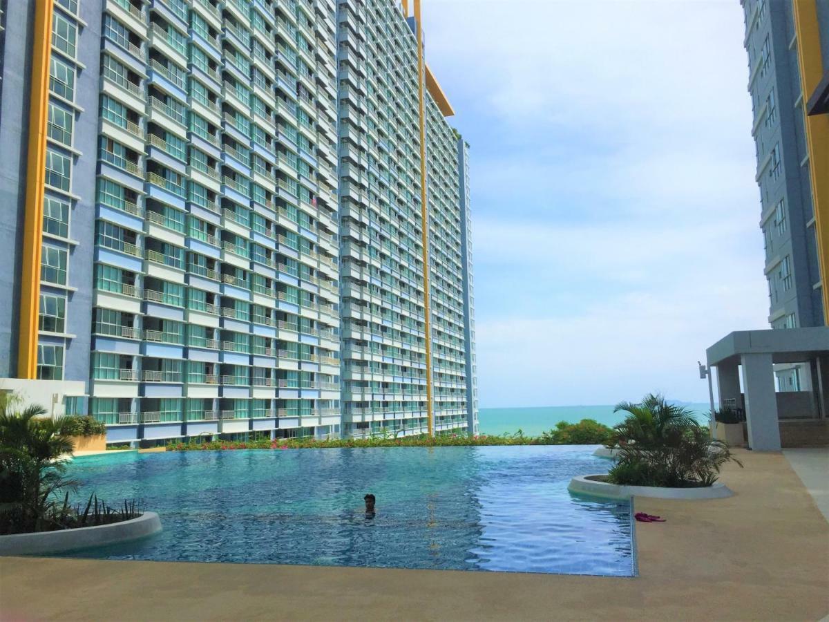 Cosy Lumpini Beachfront One Bedroom Jomtein Jomtien Beach Extérieur photo